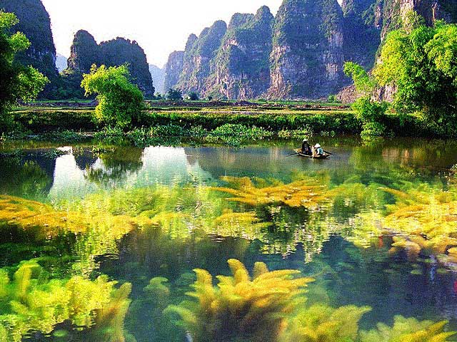 A Day To Hoa Lu And Tam Coc