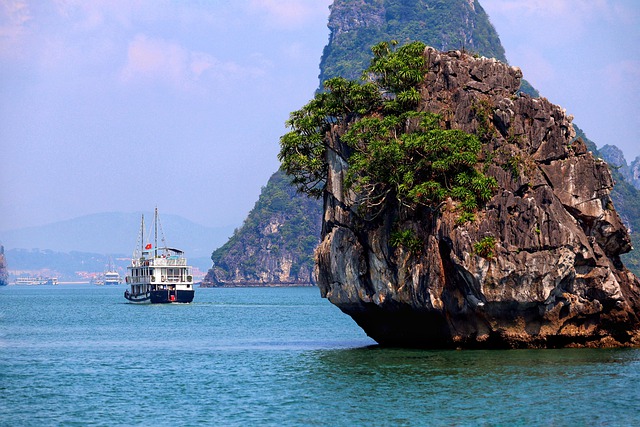 Mekong Luxury Cruise Upstream